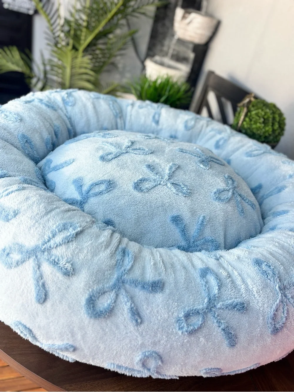 BEDSURE LARGE SIZE BLUE BOWS PET BED 🩵🐾